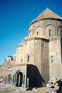 Kümbet Camii (mešita), dříve kostel apoštolů.  
