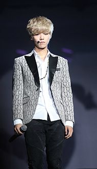 Luhan til EXO The Lost Planet i Singapore i 2014.  