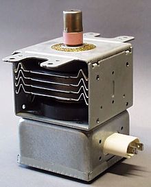 Dutinová magnetronová trubice z mikrovlnné trouby