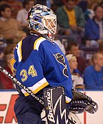 Manny Legace a făcut parte din echipa Detroit Red Wings, campioana Cupei Stanley din 2002.  