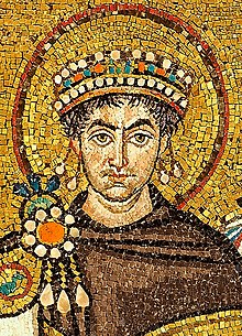 Klimt keek naar Byzantijnse mozaïeken zoals deze van Justinianus I.  