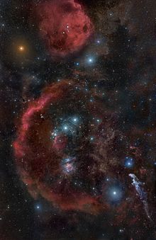 Bild mit Betelgeuse (oben links) und den dichten Nebeln des Orion-Molekülwolkenkomplexes ( Rogelio Bernal Andreo )