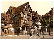 Turned over sugar loaf (right) and the pillar house destroyed in the Second World War (left) around 1900