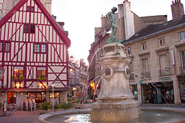 Place du Bareuzai, Dijon.