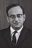 Yitzhak Navon  