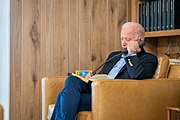 Biden habla con el asesor de seguridad nacional Jake Sullivan sobre la caída de Kabul y los esfuerzos de evacuación, agosto de 2021  
