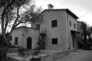 Dům Roberta Gravese v Deià na Mallorce. Nyní je v něm muzeum.  