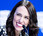 La 17 octombrie, prim-ministrul Noii Zeelande, Jacinda Ardern, este realeasă în urma unei victorii zdrobitoare  