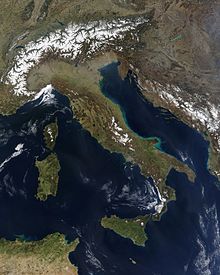  Satellitbillede af den italienske halvø i foråret 2003