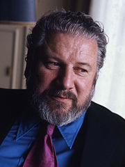 Ustinov vuonna 1973  