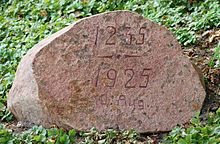 Memorial stone from 1934 to the tornado of Uetersen in 1925