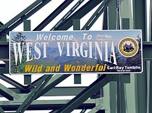 Border sign on Highway 52
