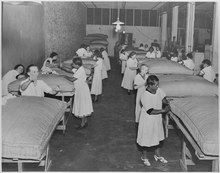 Un proiect al Works Progress Administration pentru fabricarea saltelelor, Topeka, Kansas.