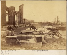 Ruinerne af skibsværftet efter borgerkrigen, 1864; foto af James Gardner. Fra samlingen af National Archives &amp; Records Administration.  